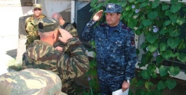 Главный полицейский Сахалина проверил несение службы подчиненными на Северном Кавказе пресс-служба УМВД