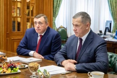 Валерий Лимаренко и Юрий Трутнев пресс-служба правительства Сахалинской области